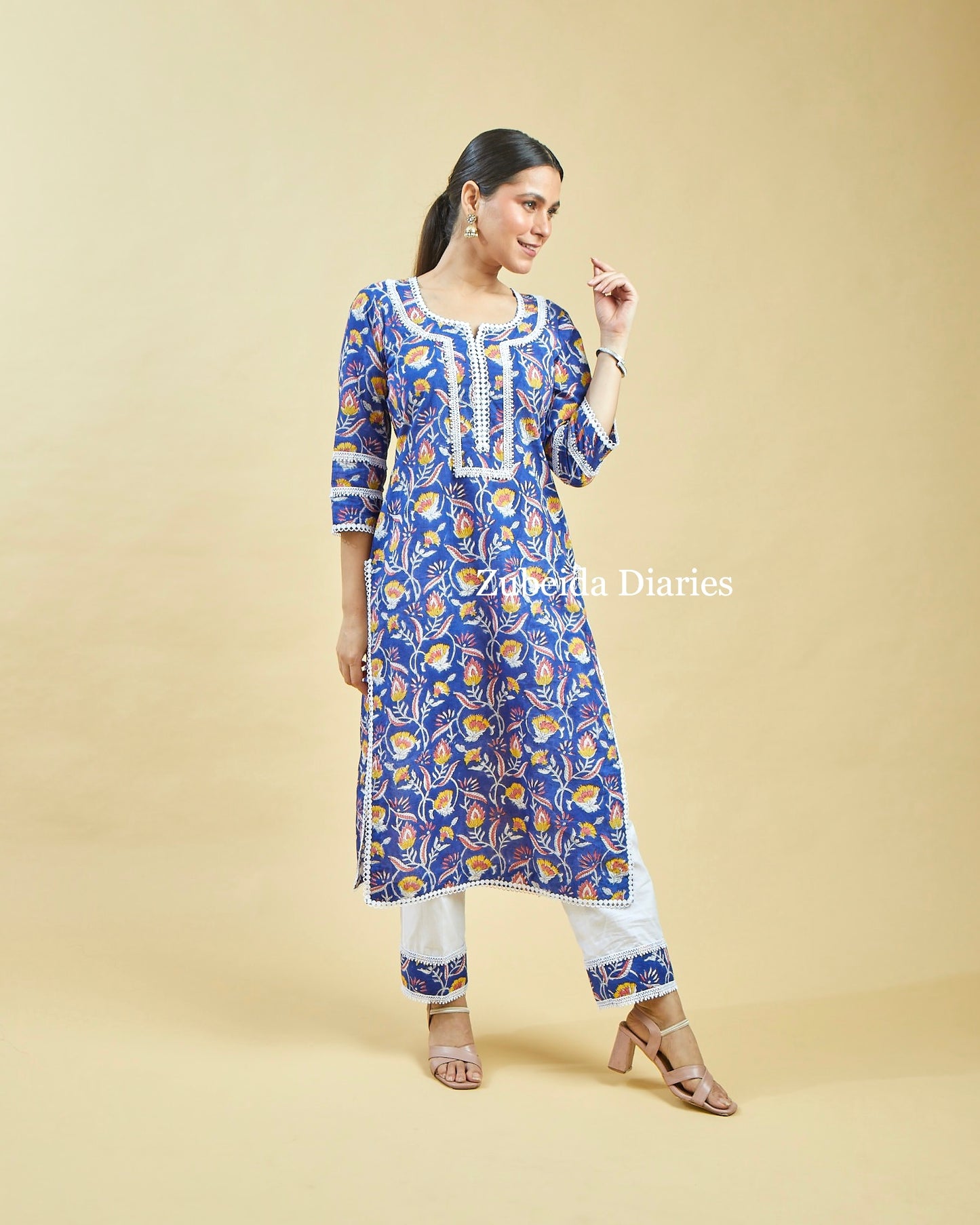 Kyra Lace Kurta Pants Set