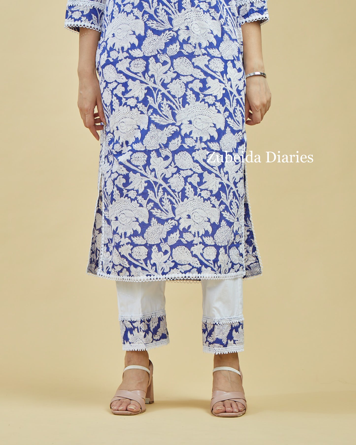 Kyra Lace Kurta Pants Set