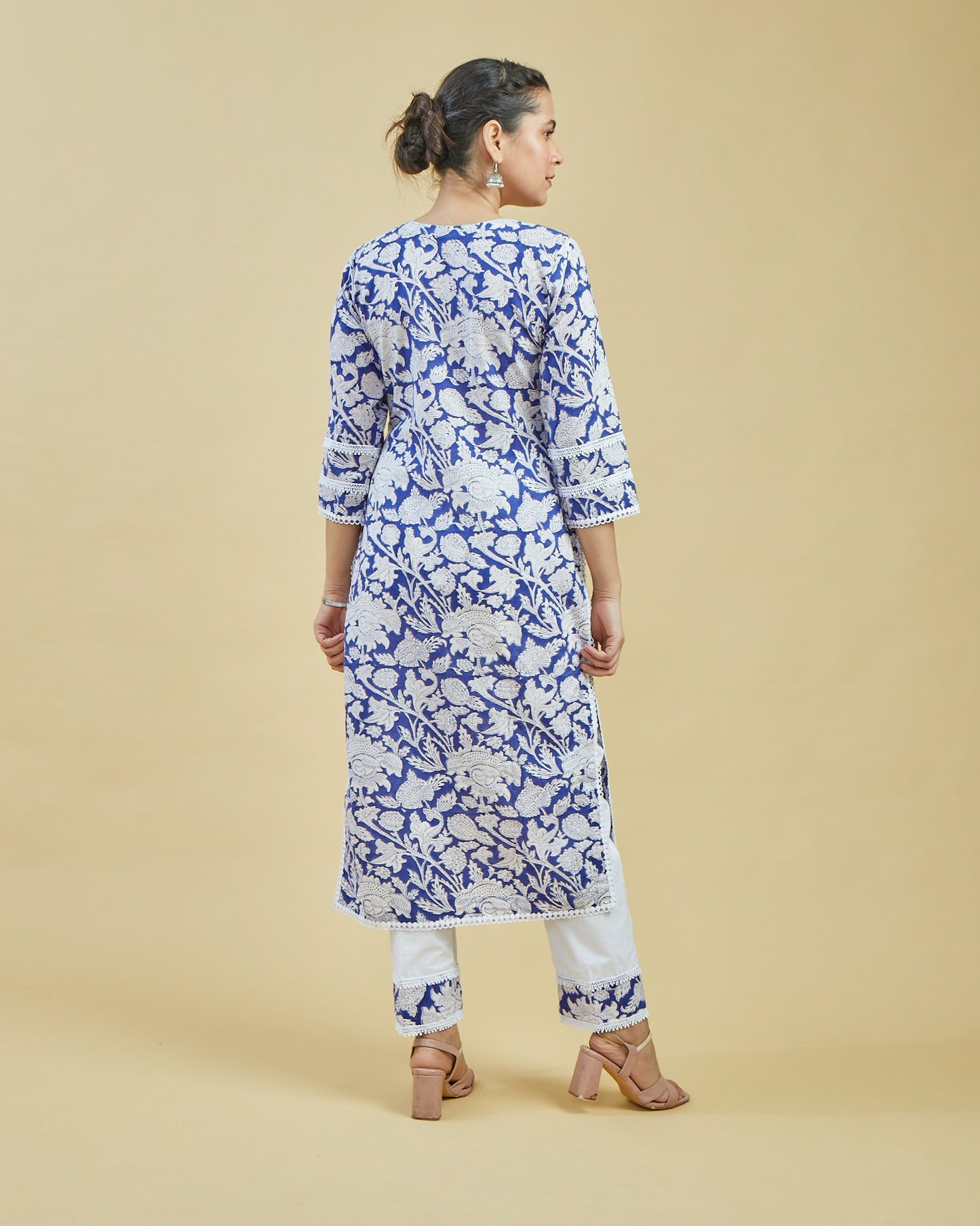 Kyra Lace Kurta Pants Set