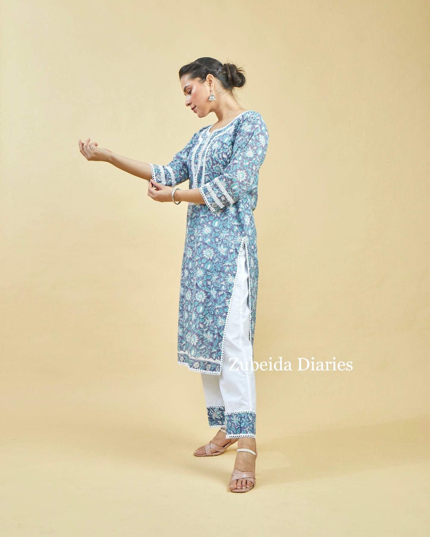 Kyra Lace Kurta Pants Set