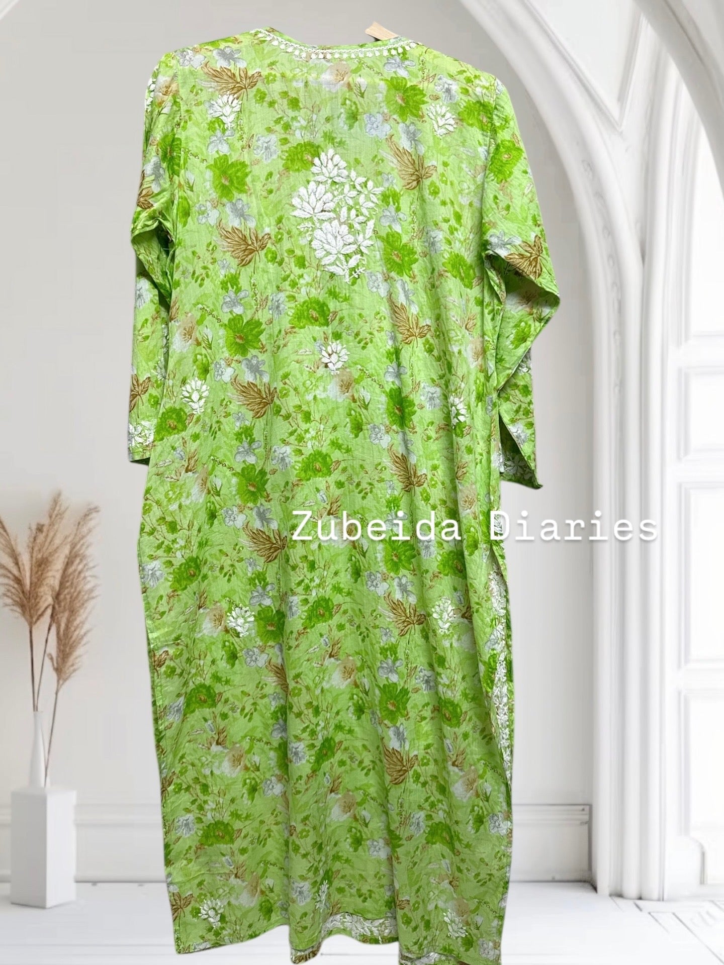 Ameyaa~Green Mulmul Cotton Kurta