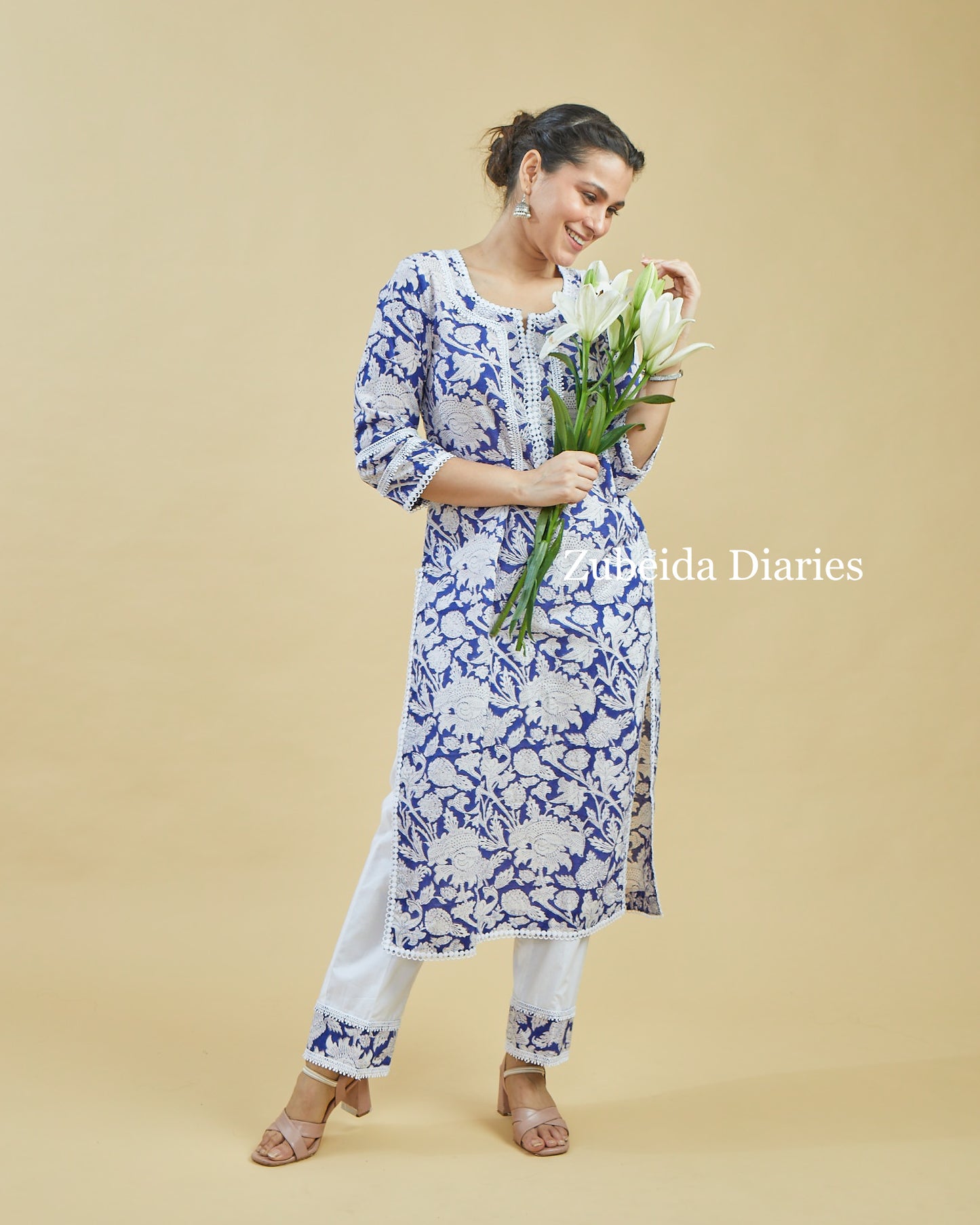 Kyra Lace Kurta Pants Set