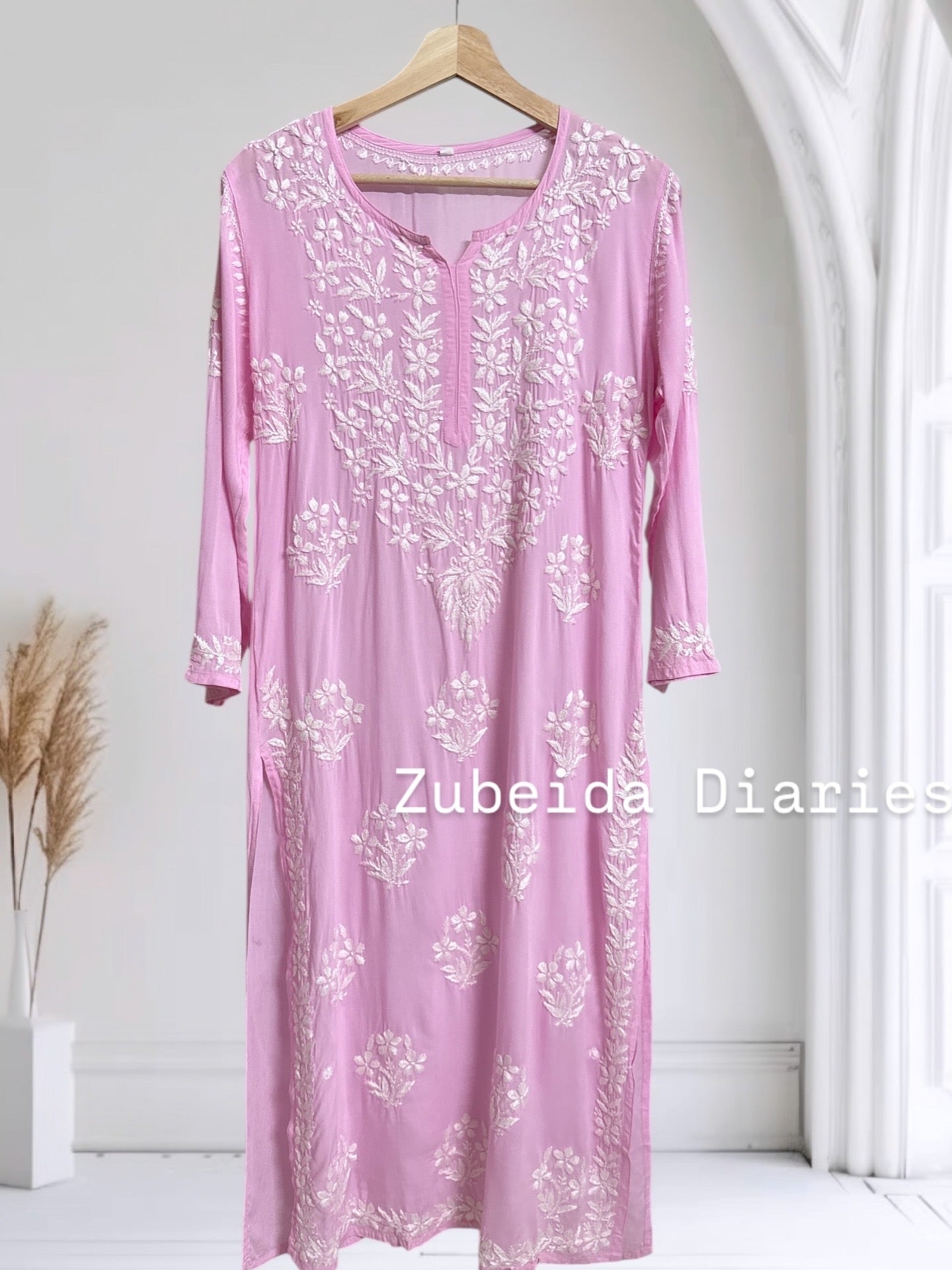 Nazakat Modal Kurta~Pink