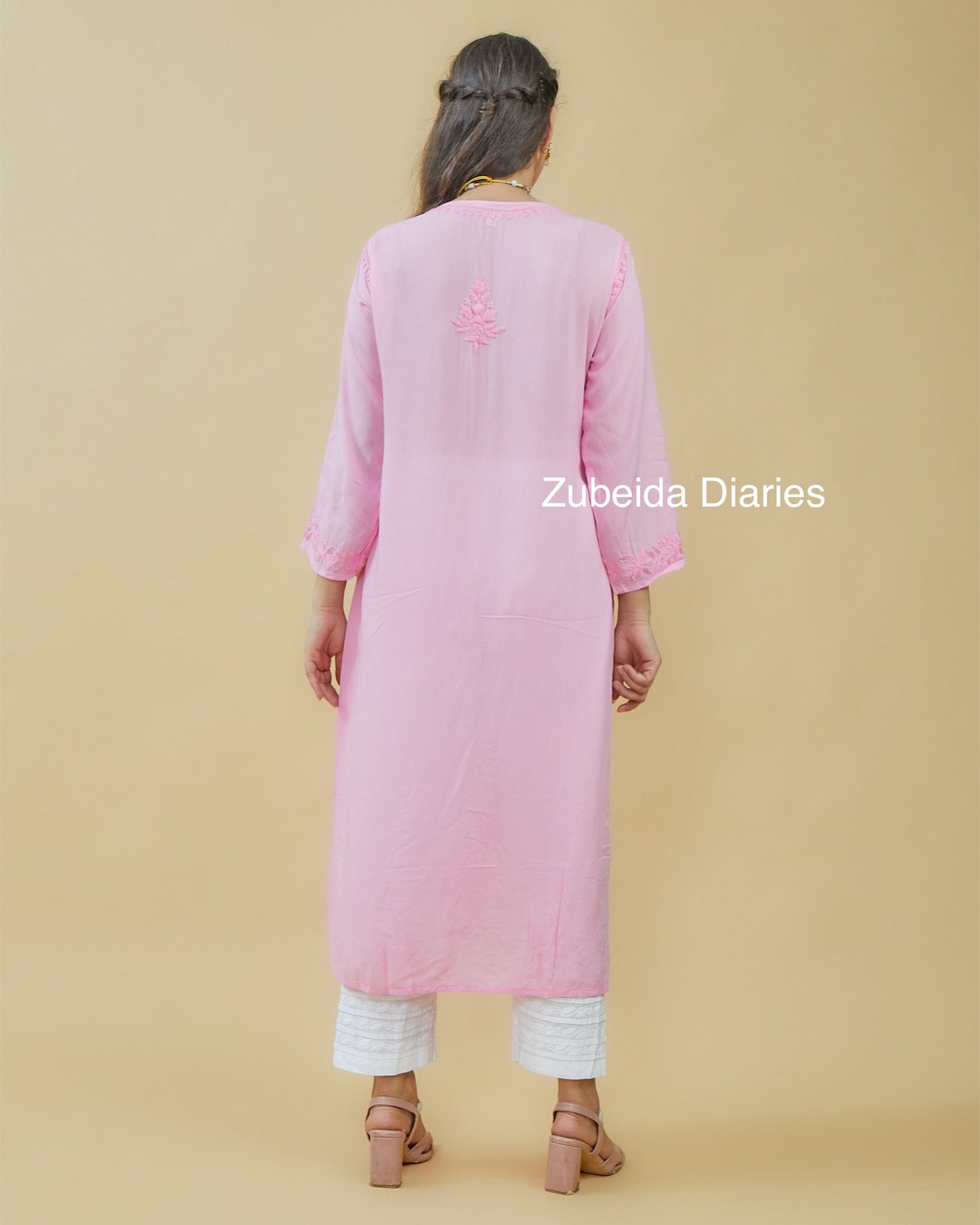 Monotone Modal Kurtas