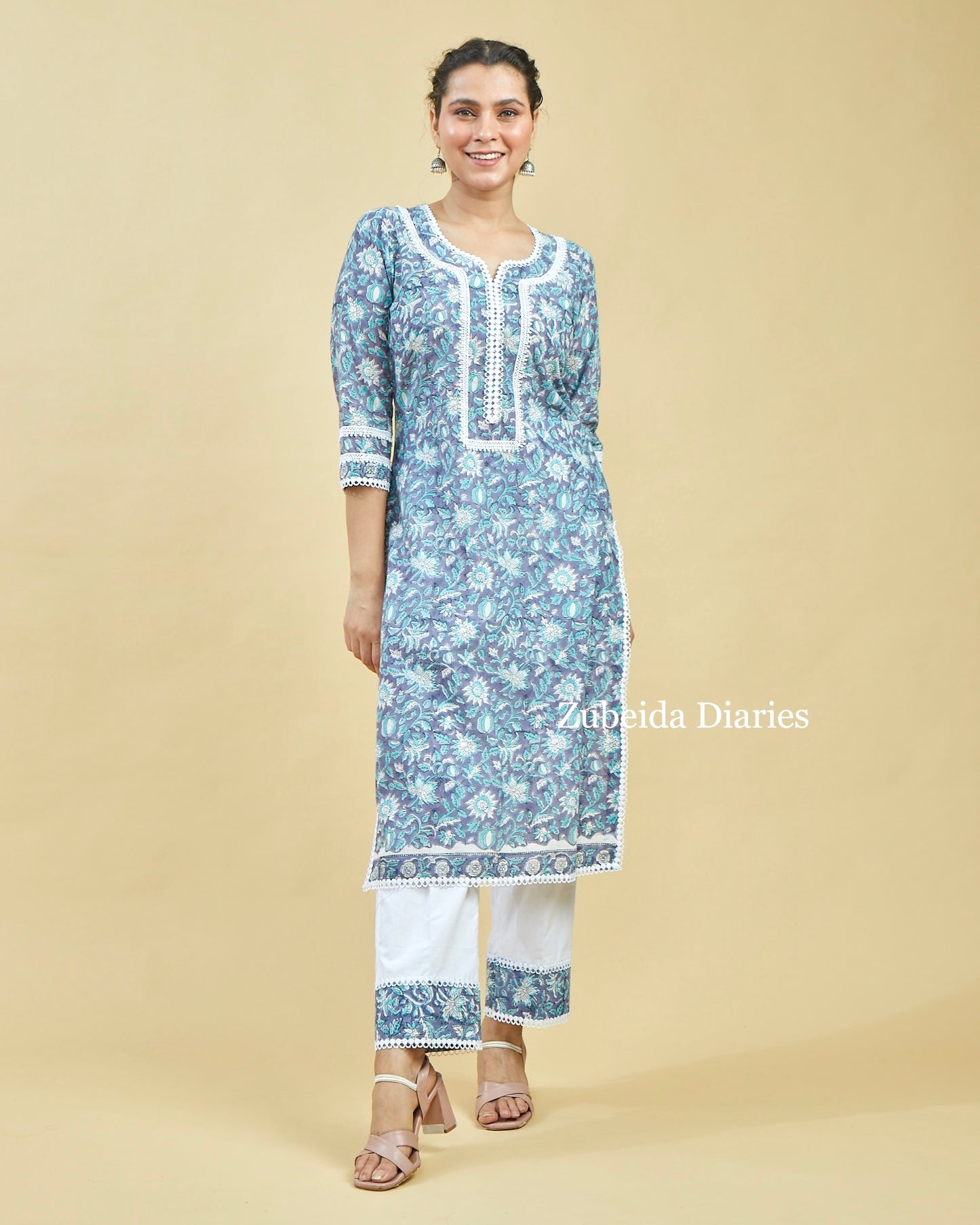 Kyra Lace Kurta Pants Set