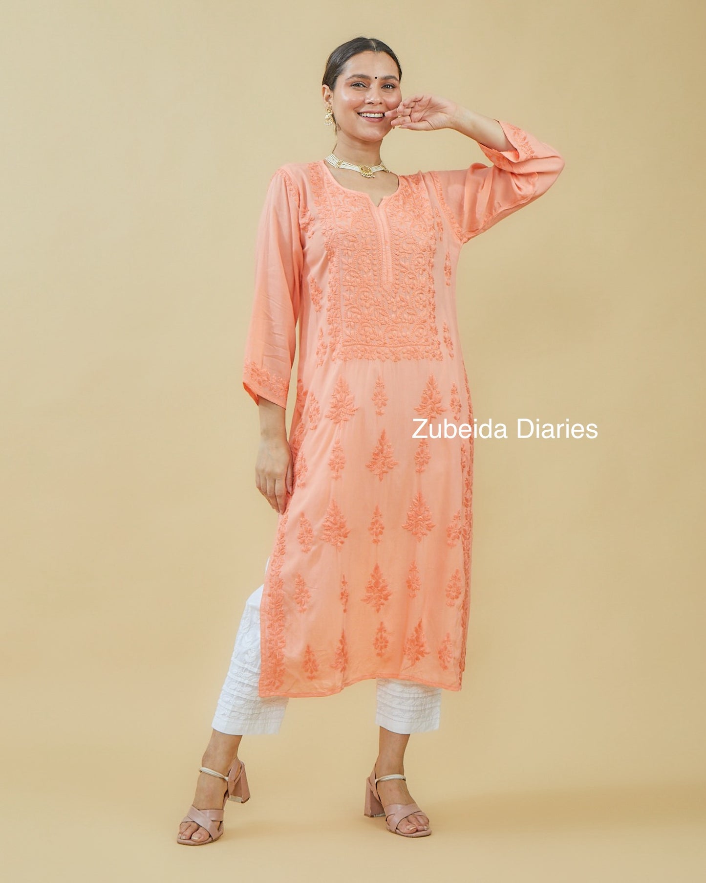 Monotone modal kurtas