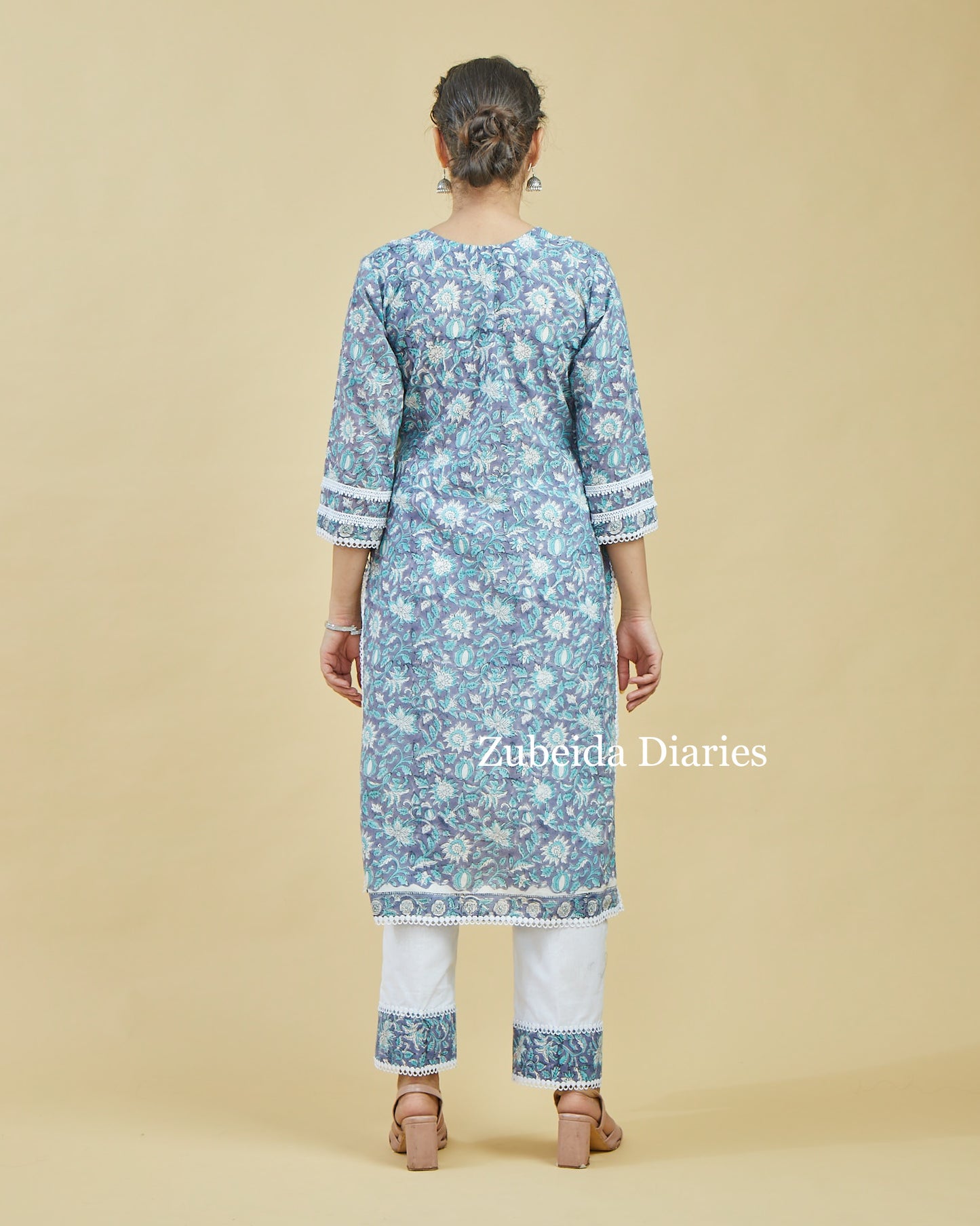 Kyra Lace Kurta Pants Set