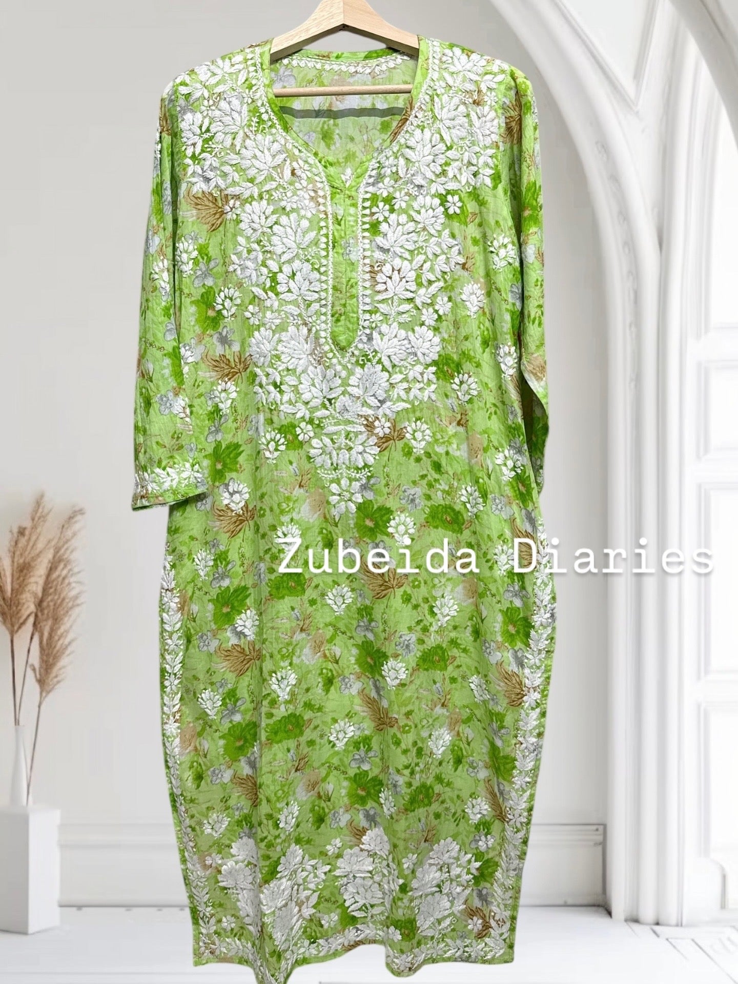 Ameyaa~Green Mulmul Cotton Kurta