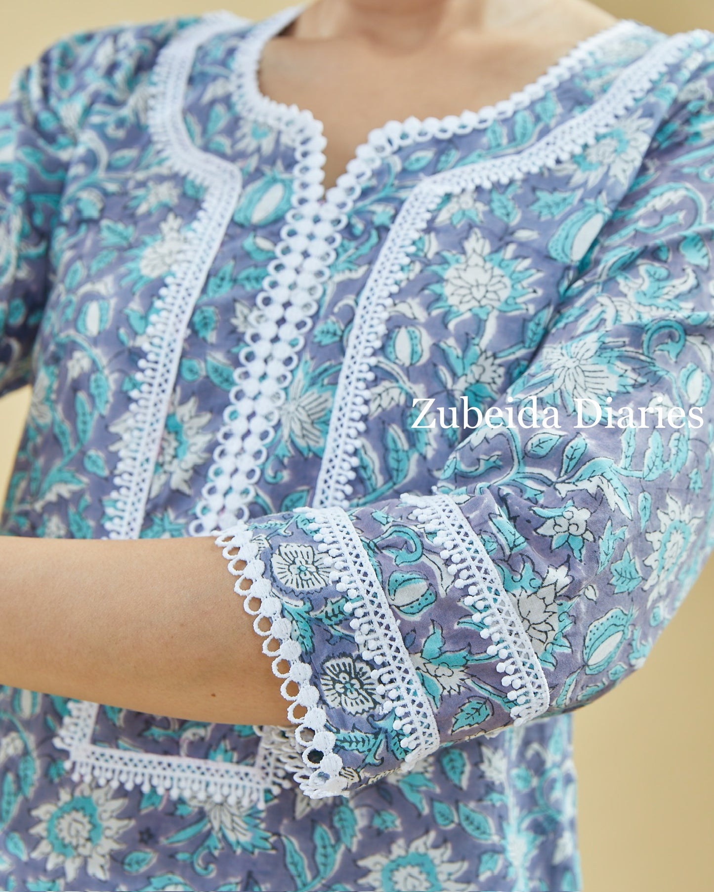 Kyra Lace Kurta Pants Set