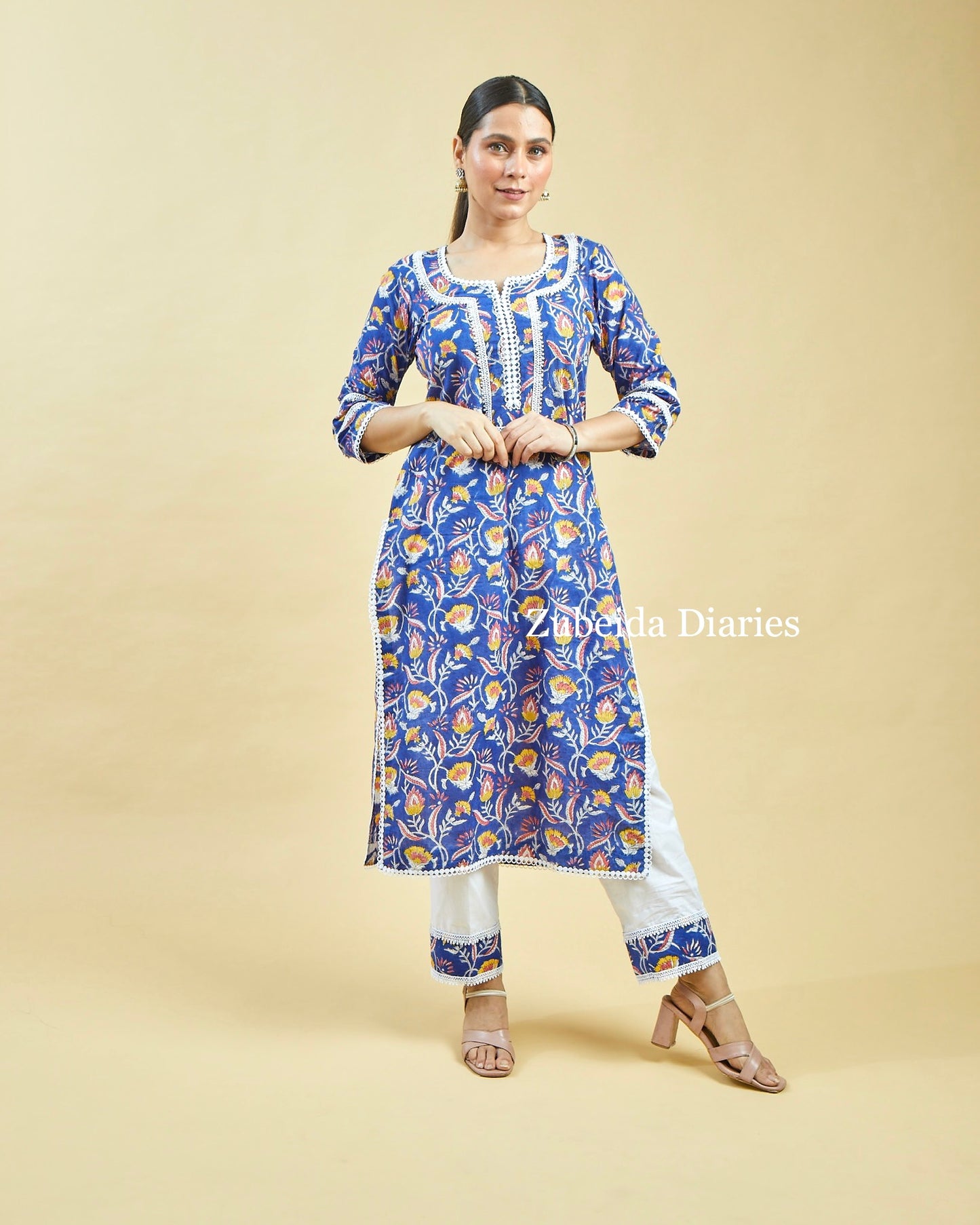 Kyra Lace Kurta Pants Set