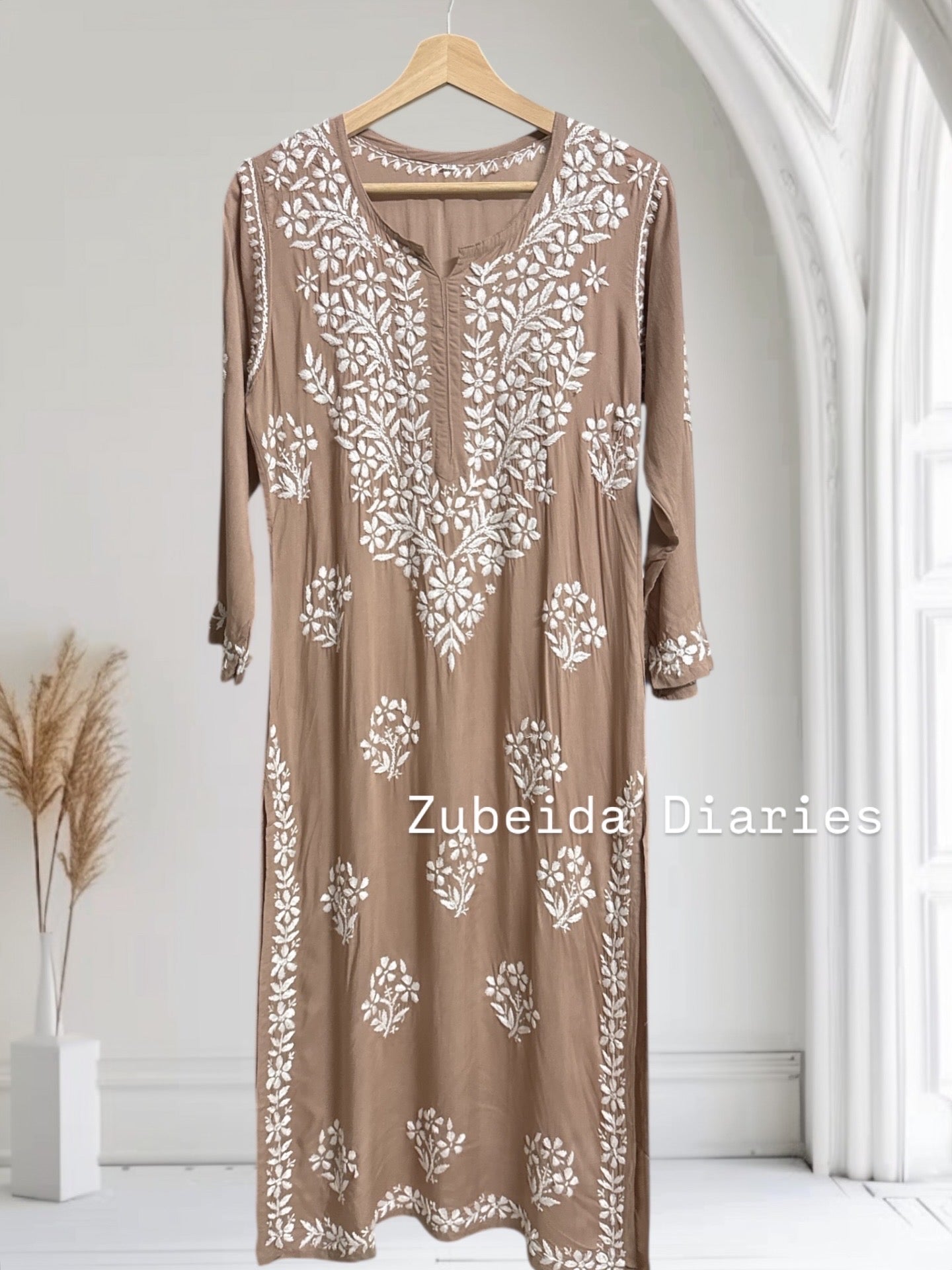 Nazakat Modal Kurta~Brown