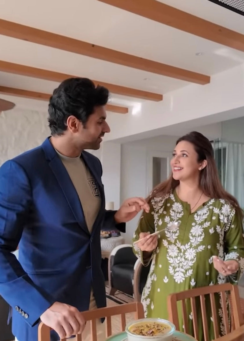 Divyanka Tripathi in Zaha Modal Set