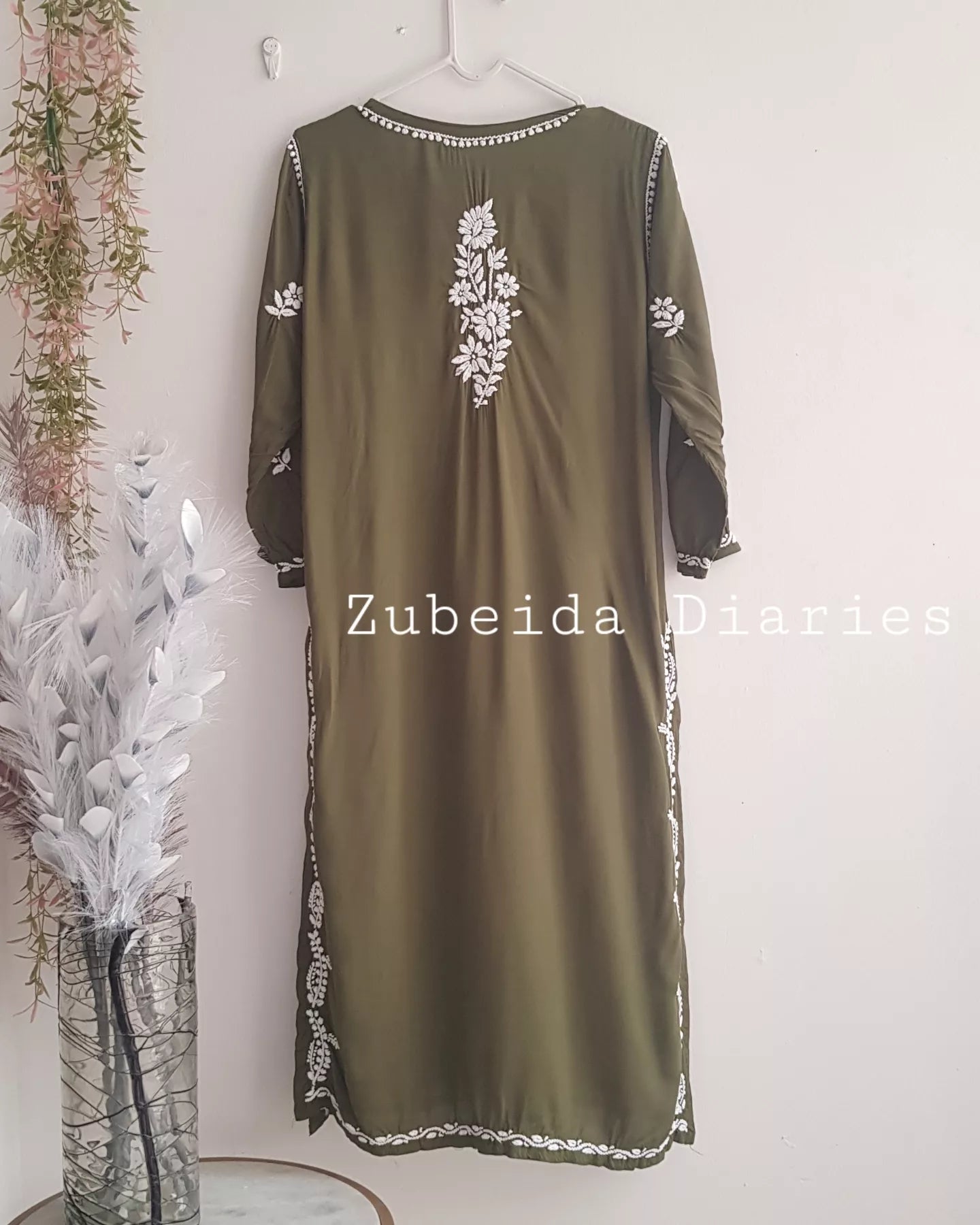 Zaha modal kurta in Olive green